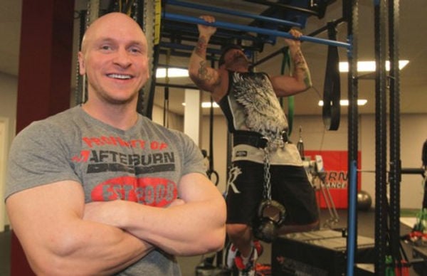 PERSONAL TRAINER POSITIVE ABOUT HIS MISSION