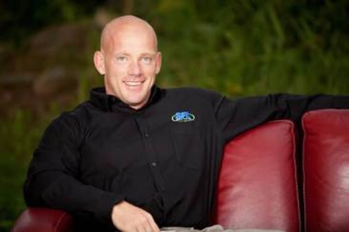 500,000+ people eating & living better, thanks to Simply for Life